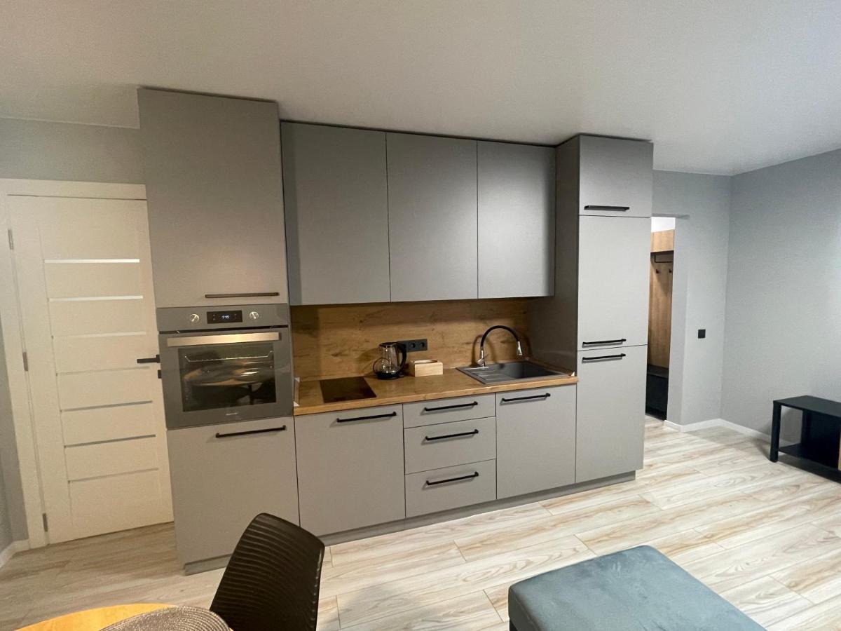 Mb Livinga Apartamentai Naftininku G Mažeikiai Exteriör bild