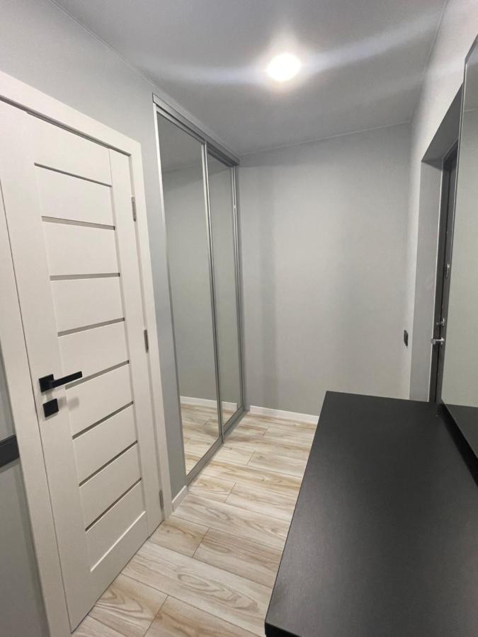 Mb Livinga Apartamentai Naftininku G Mažeikiai Exteriör bild